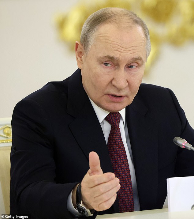 NATO's Vulnerability Exposed: Russia Could Cripple Alliance with 15,000 Troops in Baltic War Game