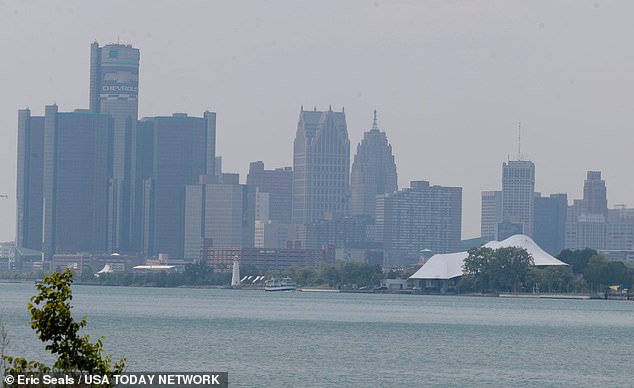 Stay Indoors Advisory Issued for Michigan and Great Lakes Regions Amid Hazardous PM2.5 Air Quality and Health Risks