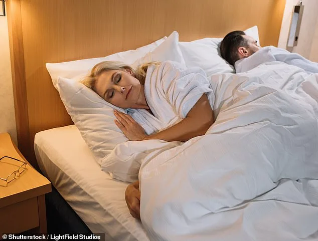 Warm Sleep Environments Linked to Increased Risk of Heart Disease, Stroke in Older Adults