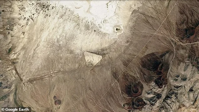 Mysterious Triangle in Nevada Desert Ignites Speculation and Conspiracy Theories