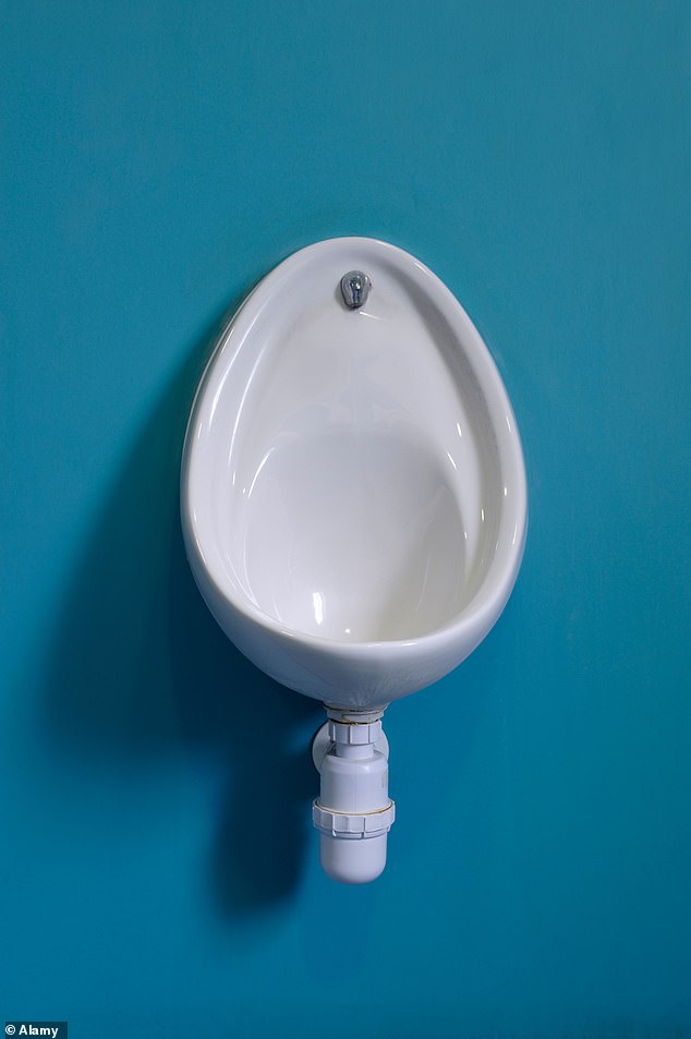 Why Many Men Overlook a Simple Hygiene Step: The Hidden Health Risks of Skipping Post-Urination Wiping