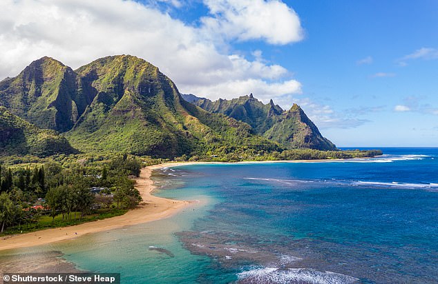 Tourist Helicopter Crash in Kaua'i Kills Three, Injures Two
