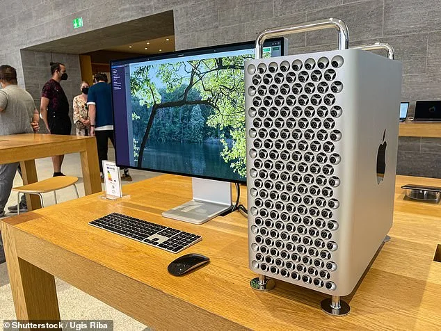 Apple Ends Era of Mac Pro, Sends Shockwaves Through Tech Community