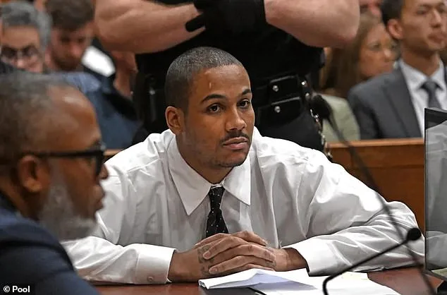 Juror's Sudden Objection Throws NYPD Officer's Murder Trial into Legal Uncertainty