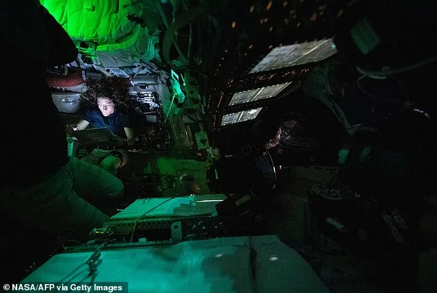 Artemis II Crew Faces 40-Minute Communications Blackout During Historic Lunar Flyby