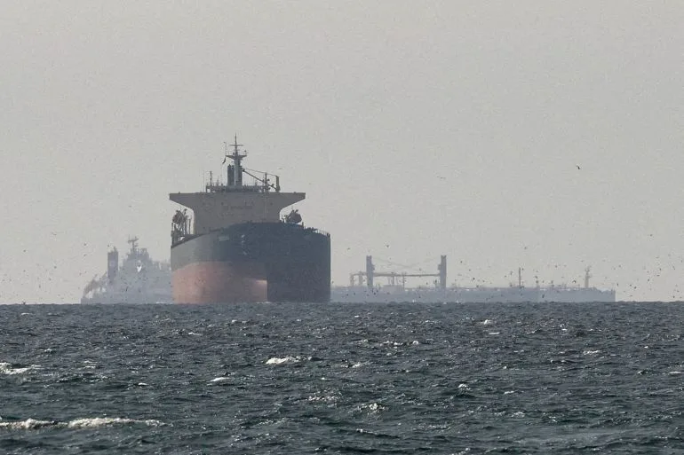 Trump Proposes Toll on Ships in Strait of Hormuz, Raising Questions About Control of Vital Energy Chokepoint