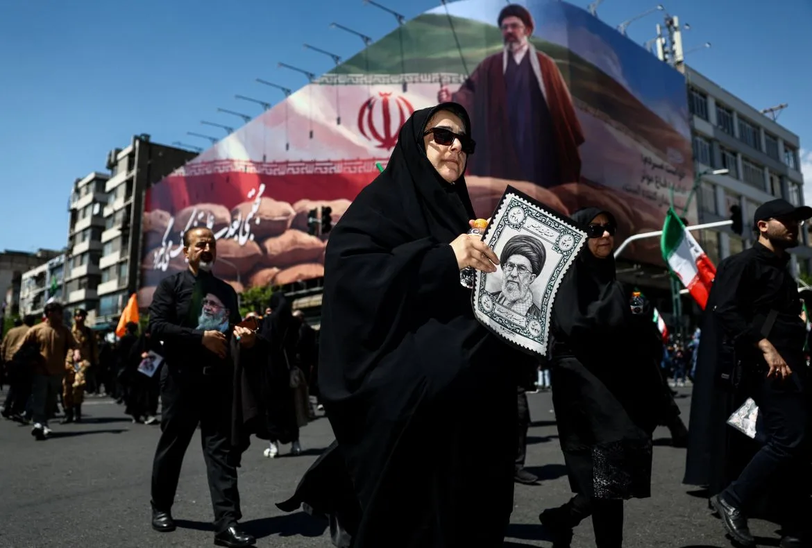 Iranians Nationwide Rally to Honor Khamenei, Demand Justice After Assassination