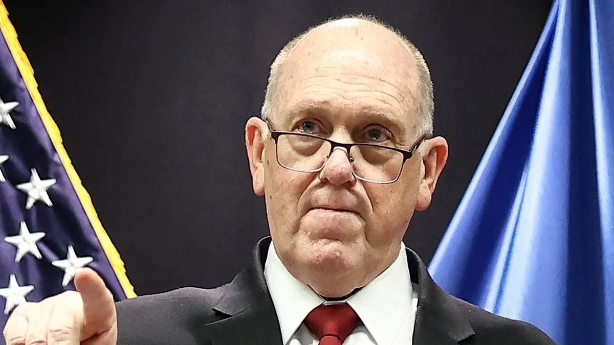 Homan's Fallout Over Minnesota Criticism as Federal Presence Shrinks Amid Shootings