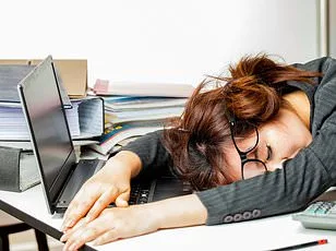 Japanese Researchers Develop Compound to Reset Body Clock and Combat Jet Lag