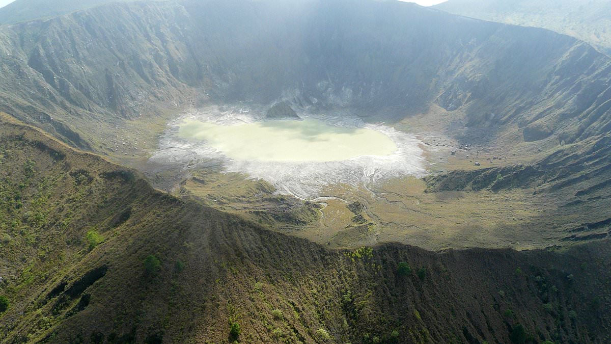 El Chichón Awakens: Volcano's Reawakening Raises Alarms 40 Years After Catastrophic 1982 Eruption