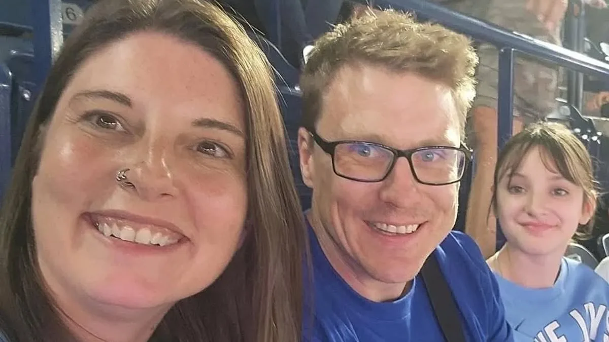 Parents' Agonizing Wait for News After School Shooting Exposes Communication Gaps, as Student Who Performed CPR Became the One to Break the News