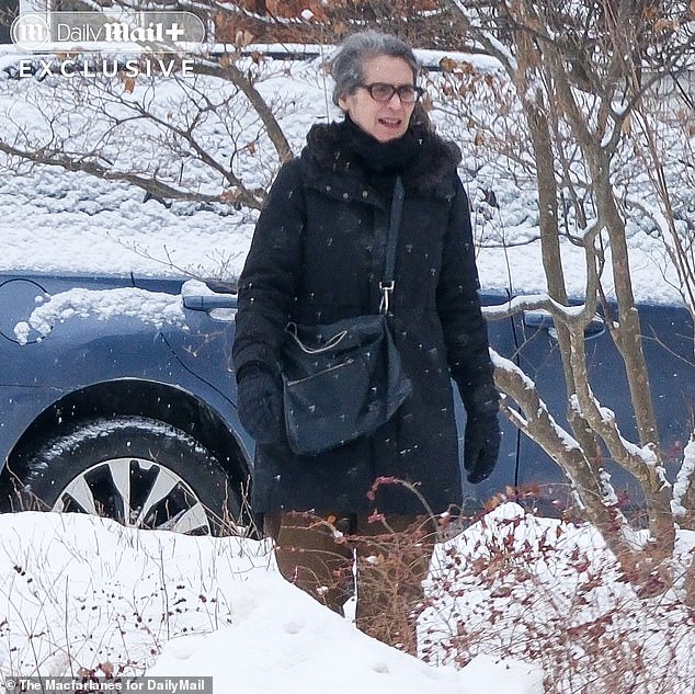 The Ghost of a Bygone Era: Lisa Bessette's 28-Year Secret