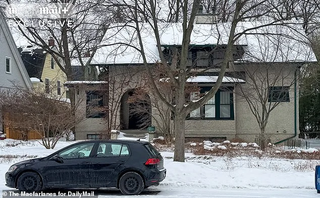 The Ghost of a Bygone Era: Lisa Bessette's 28-Year Secret