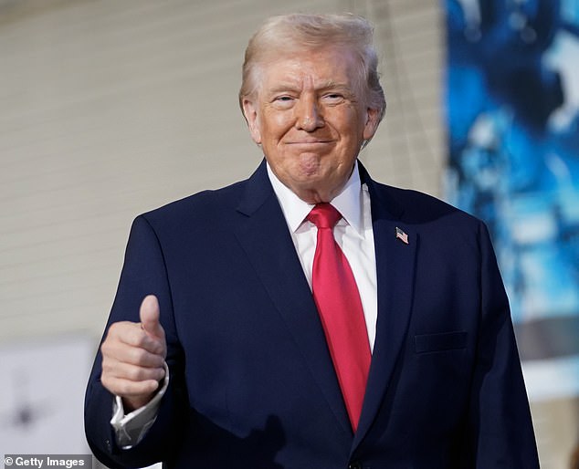 Obama Condemns Trump's Ape Meme as 'Clown Show' Amid Bipartisan Backlash