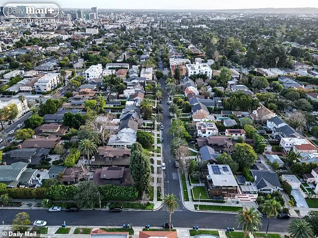 Larchmont's Quiet Crisis: Sex Work Alters the Rhythm of a Gentrified Neighborhood's Streets