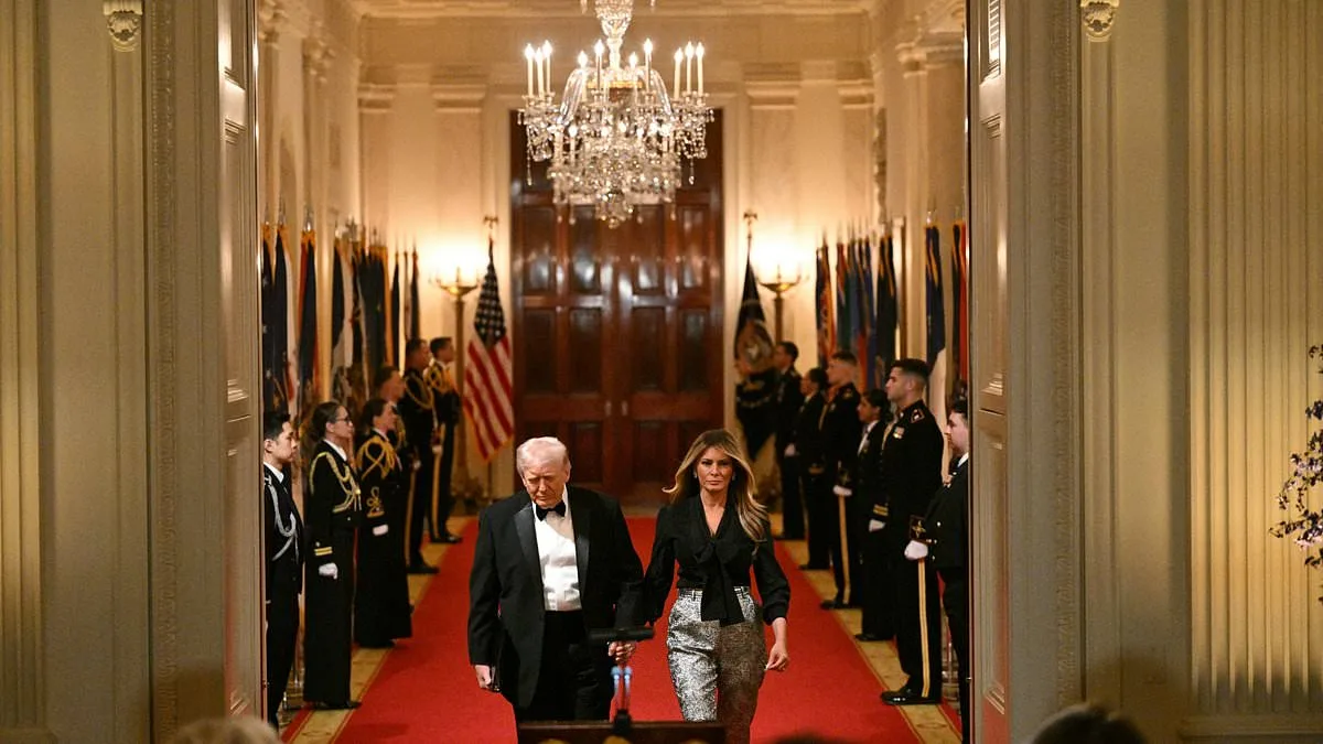 Glamour Amidst Turmoil: Melania Trump Shines at Controversial Governor's Dinner