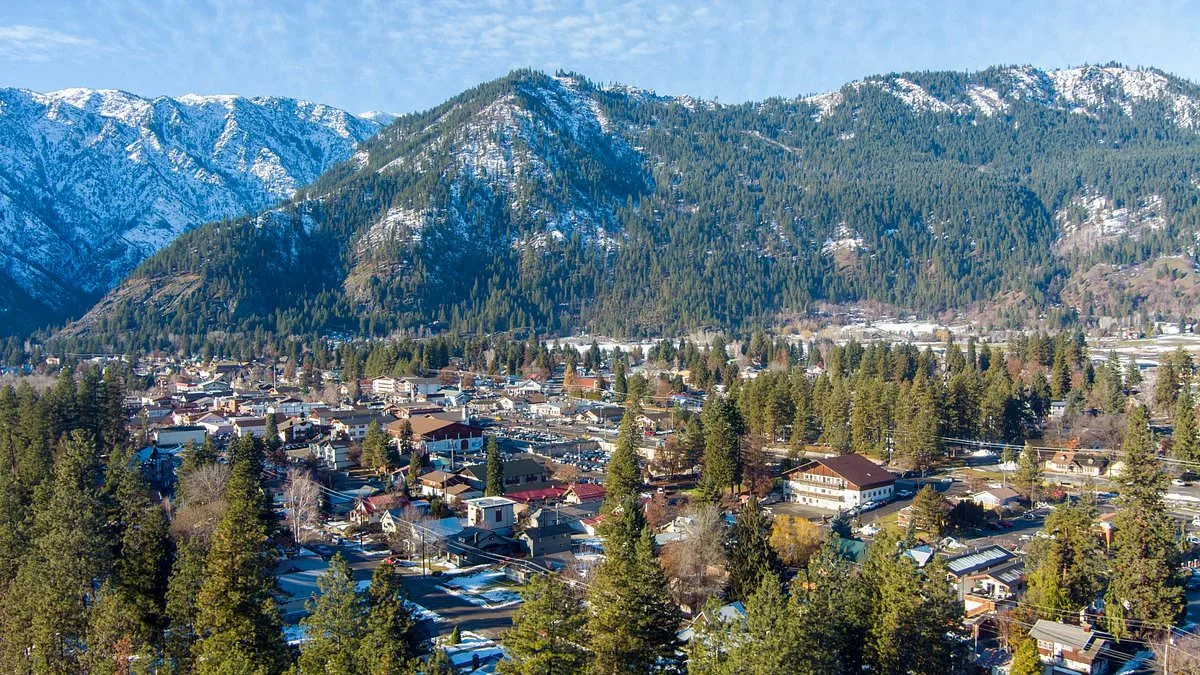 Leavenworth's Perilous Year: Disasters and Manhunt Shake a Tourist Town