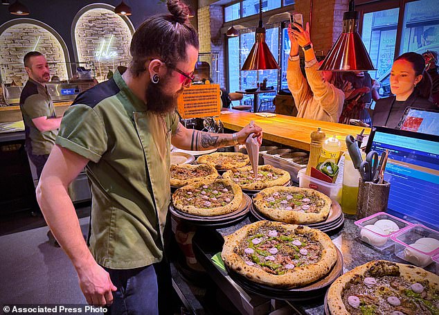 Neverland Pizzeria in Budapest Launches Limited-Edition Ancient Roman-Inspired Pizza