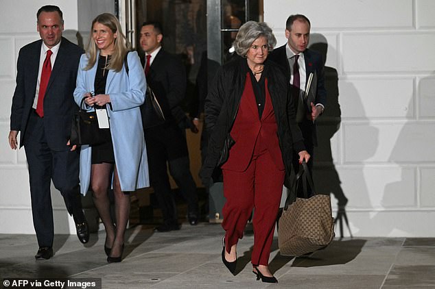 Trump's Turbulent State of the Union: Chaos, Ovations, and Supreme Court Confrontation