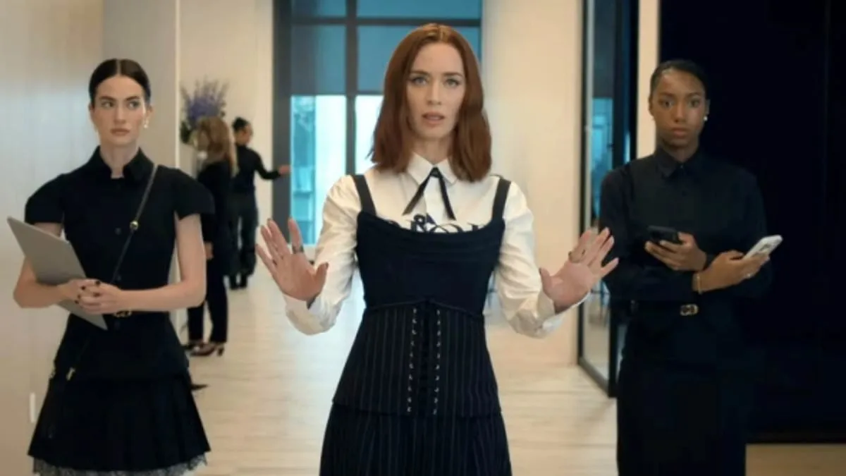 Gossip as a Bonding Tool: Study Reveals Unexpected Social Benefits in the Workplace