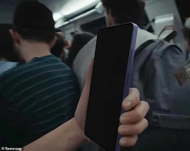 Samsung's Galaxy S26 Ultra Introduces Groundbreaking Privacy Display to Protect Against Screen-Snoopers