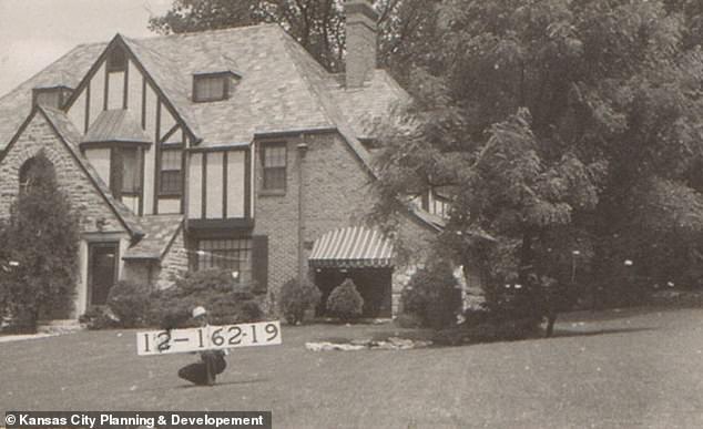 Controversy Over Demolition of Historic Kansas City Mansion Sparks Debate Between Couple and Preservationists