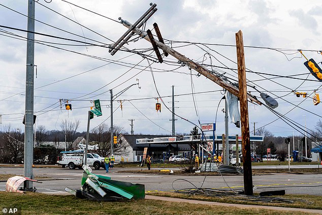 Devastating Tornadoes Kill at Least Eight in American Heartland as Storm System Promises Prolonged Chaos