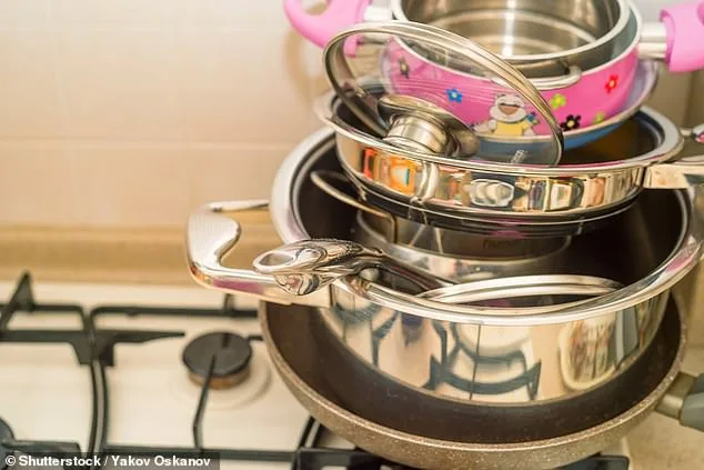 Peril of Stacking Pots and Pans: Hidden Damage to Non-Stick Cookware Revealed