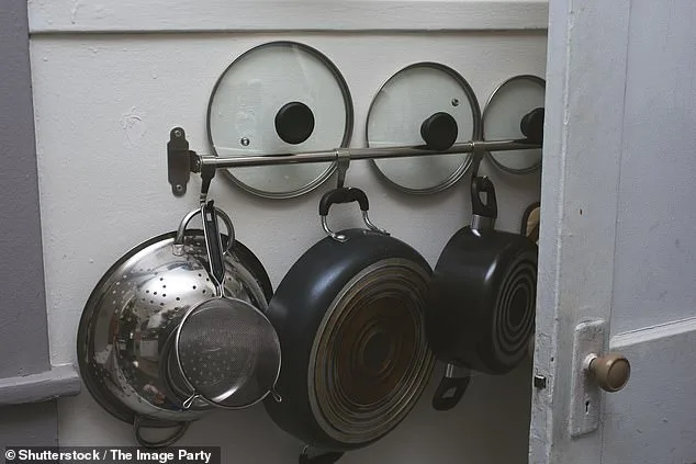 Peril of Stacking Pots and Pans: Hidden Damage to Non-Stick Cookware Revealed