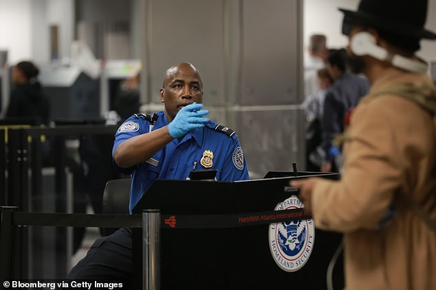 Houston Airport Security Lines Ease After Government Shutdown Crisis