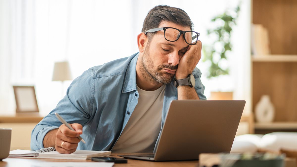 AI at Work: Efficiency Gains or Escalating Pressure?