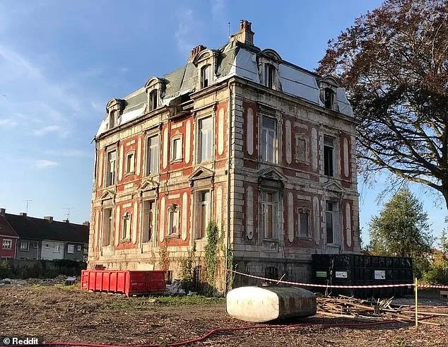 Famed Château du Tournepuits at Center of Heritage Preservation Debate