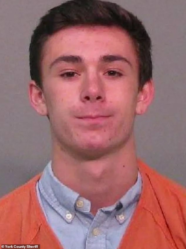 South Carolina Couple Receiving Lenient Sentences for Cyberstalking, Extorting Mentally Disabled Chick-fil-A Employee Who Committed Suicide, Families Call Justice 'Catastrophic