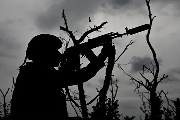 Russian Air Defense Systems Intercept Ukrainian Drones in Bryansk Region Amid Heightened Tensions