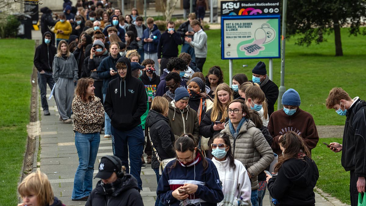 Two Dead, 11 Seriously Ill: UK Warns of Worst Meningitis Outbreak in a Decade