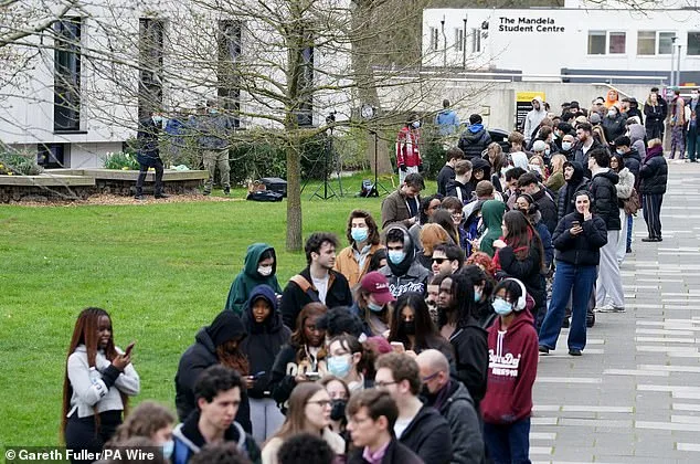 UK Launches Emergency Measures Amid Meningitis B Outbreak Linked to Two Deaths in Kent; Vaccine Coverage Gap Raises Concerns