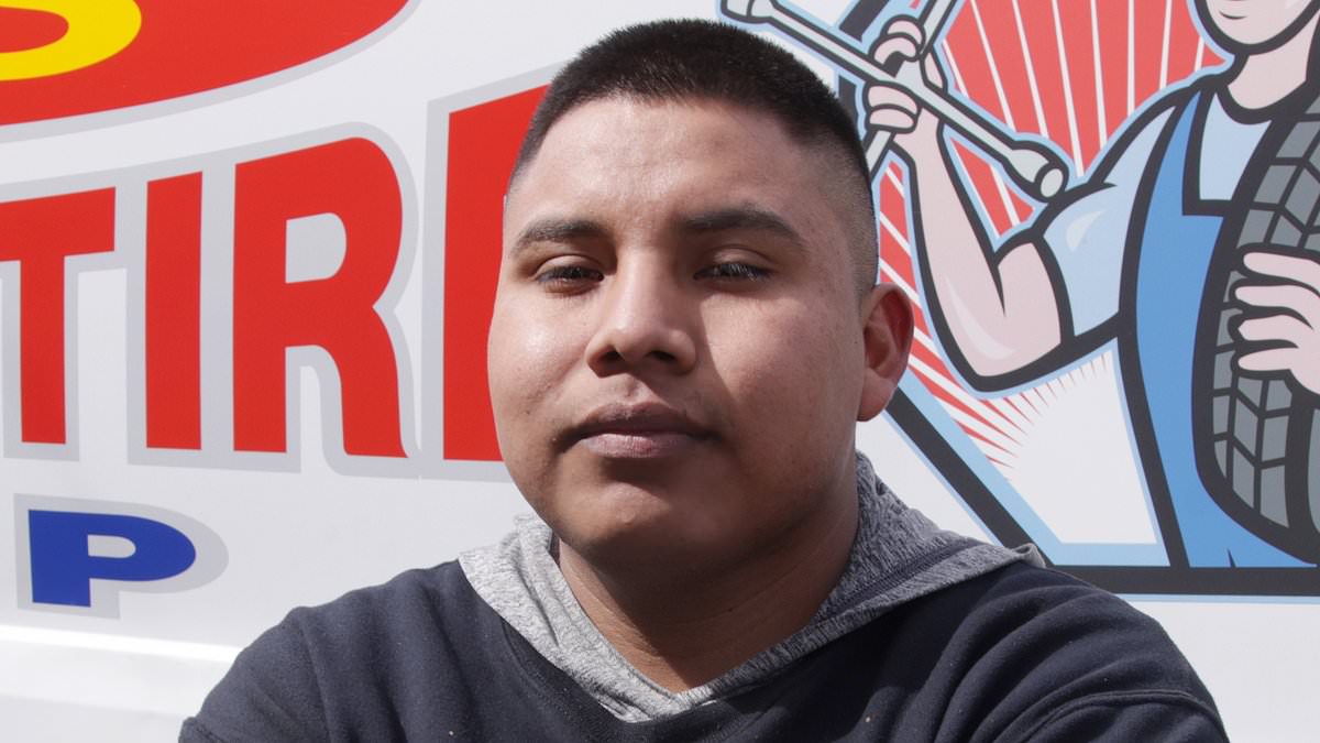 Pothole Becomes a Steady Income Source for Brooklyn Mechanic