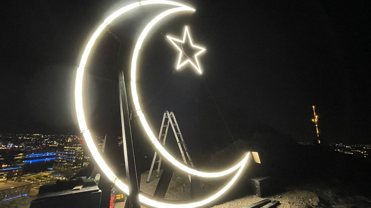 Vandals Destroy Ramadan Crescent Moon in Tempe; City Condemns Hate Act