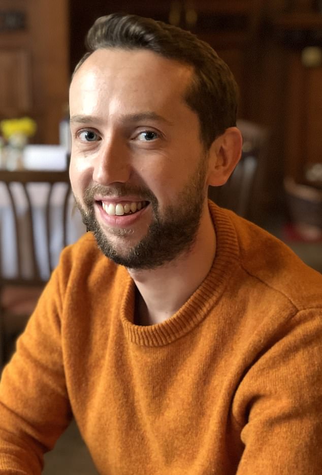 Dr. Jonathan White's Bold Self-Advocacy in MS Diagnosis Becomes a Beacon for Public Health Awareness