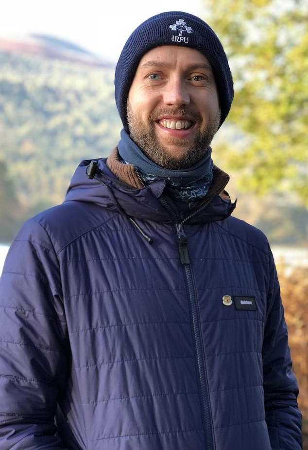 Dr. Jonathan White's Bold Self-Advocacy in MS Diagnosis Becomes a Beacon for Public Health Awareness