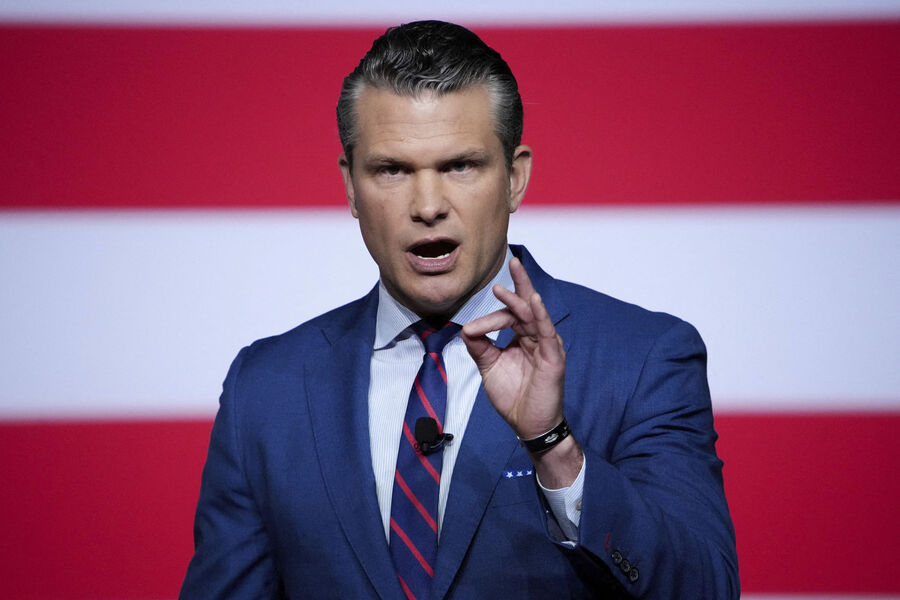 U.S. Defense Secretary Criticizes Ammunition Allocation to Ukraine Amid Depletion Fears