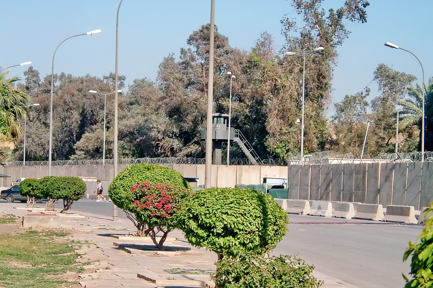 Iraq's Shiite Militias Extend Ceasefire Pledge, U.S., Israel Commit to Restrictions Amid Tensions