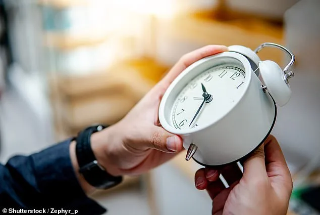 Scientists Urge Abolition of Daylight Saving Time Over Health Risks