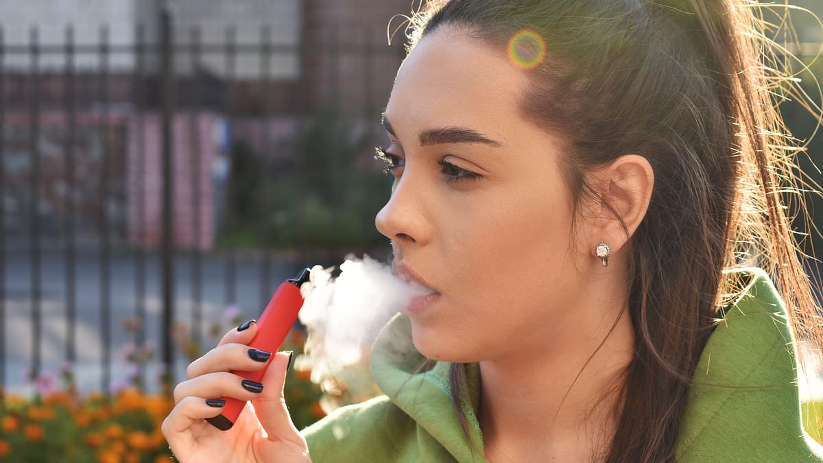Australian Study Reveals Vaping Linked to Lung and Mouth Cancer, Challenging Safer Alternative Claims