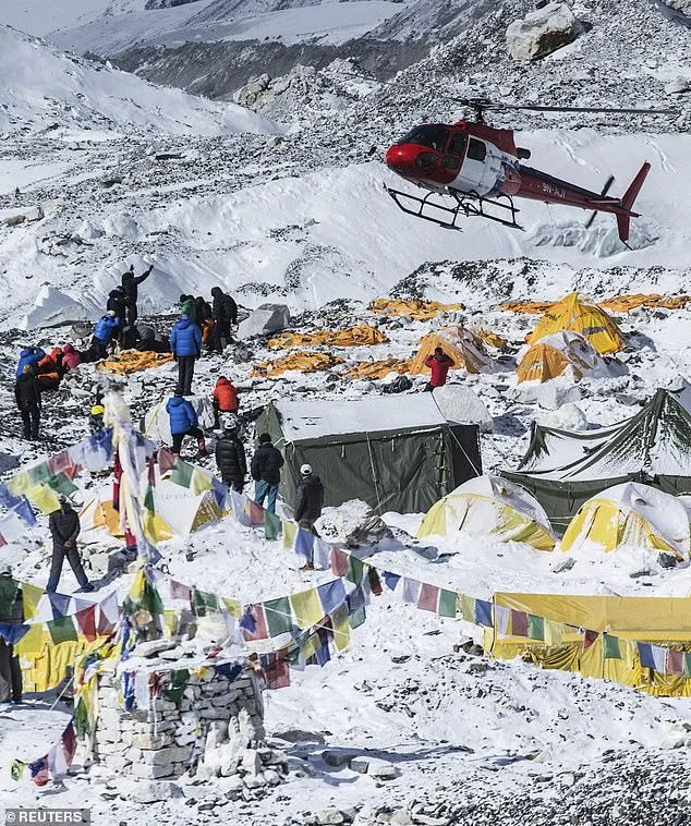 Mount Everest Guides Allegedly Stage Emergencies for £15m Insurance Fraud