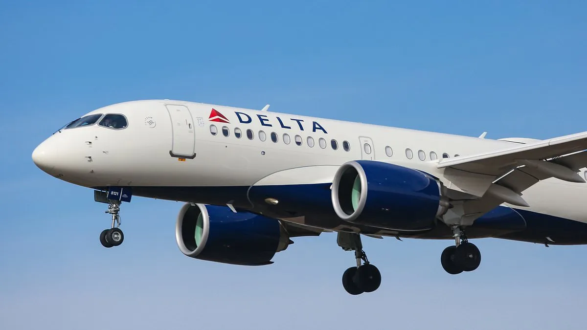 Near-Disaster Averted as Delta Connection Flight Mistakenly Communicates with Wrong Air Traffic Control Tower Over New York City