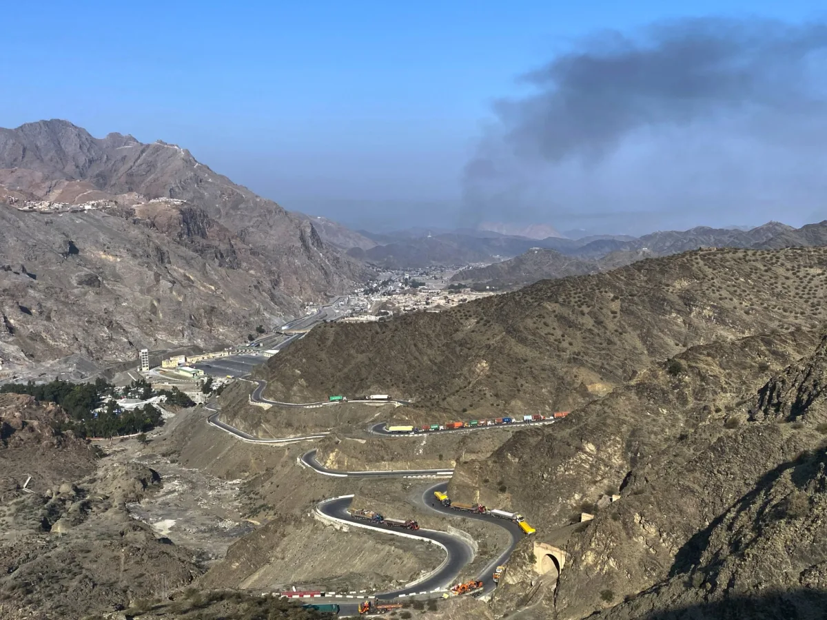 Pakistan and Afghanistan Initiate Talks in Urumqi to End Cross-Border Violence and Pursue Ceasefire