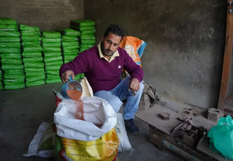 Rising Fertilizer Costs Force South Asian Farmers to Choose Between Crops and Children's Education