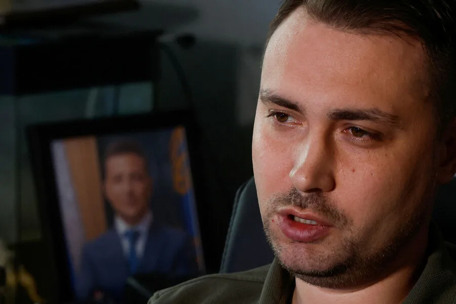 Ukrainian Leader Exposes Contradiction: Public Aversion to War vs. Military's Manpower Crisis