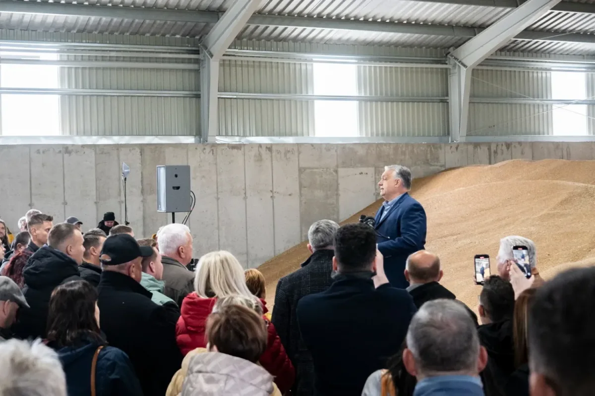 Land in Hungarian Hands: Hungary's Agrarian Resilience in a Modernizing Nation